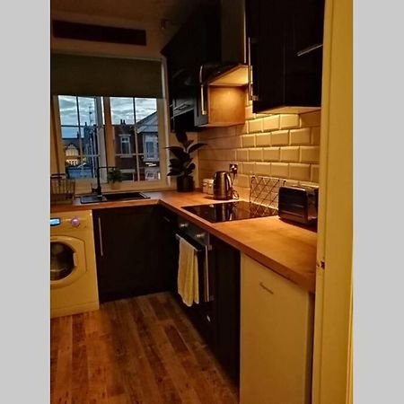 Unique 2 Bedroom Apartment In The Ideal Location Blackpool Kültér fotó